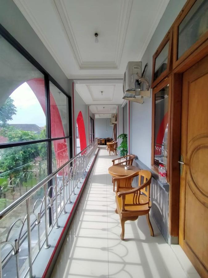 Hotel Asri Baru Purwokerto Extérieur photo