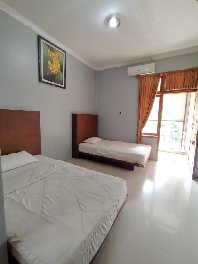 Hotel Asri Baru Purwokerto Extérieur photo