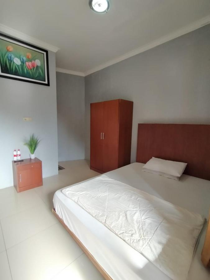 Hotel Asri Baru Purwokerto Extérieur photo